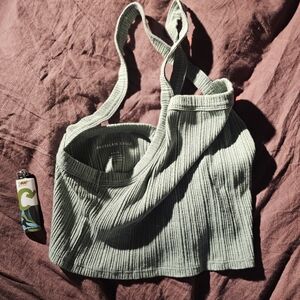 American Eagle crop top